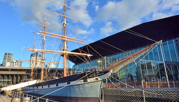 South Wharf Melbourne Boat Tours