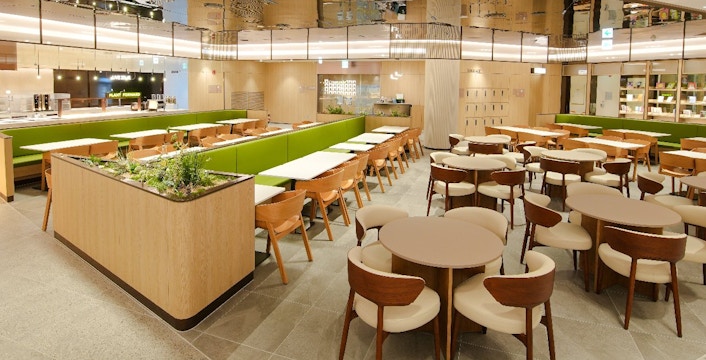 Wide angle view of seating area in Plaza Premium Lounge, South Korea.