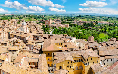 Siena Private Walking Tour with a Local Guide