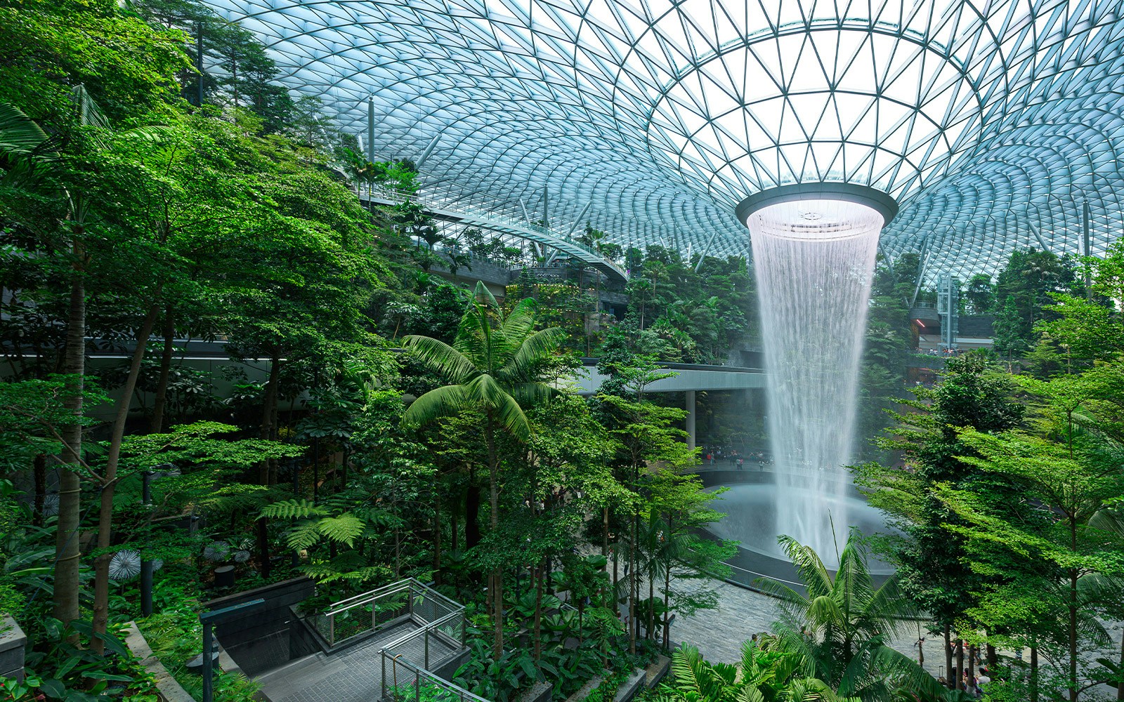 Rain vortex at Jewel Changi