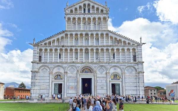 Pisa Leaning Tower and Cathedral Guided Tour