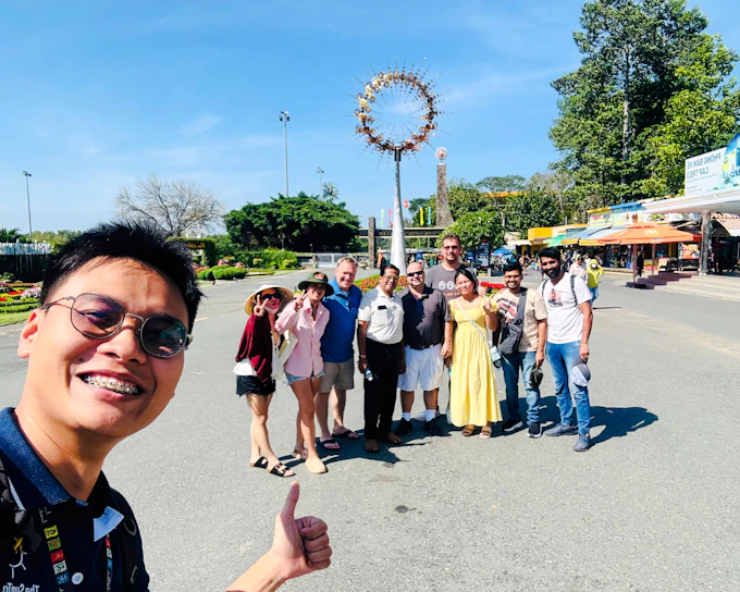 From Ho Chi Minh City: Sun World Ba Den Mountain and Cao Dai Holy See Small-Group Tour with Lunch (Product 56479)