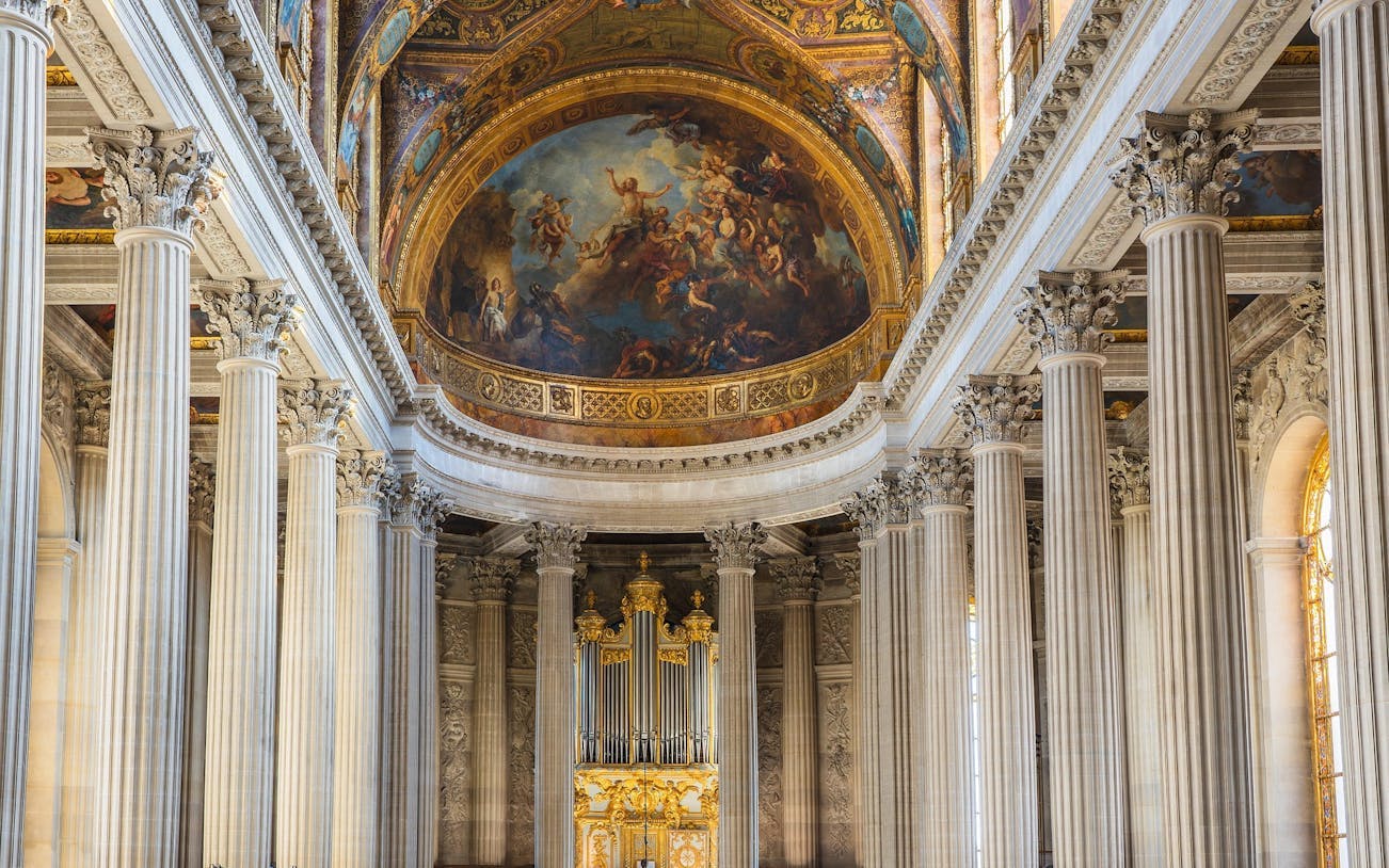 palace of versailles & gardens entry tickets with audio guide-1