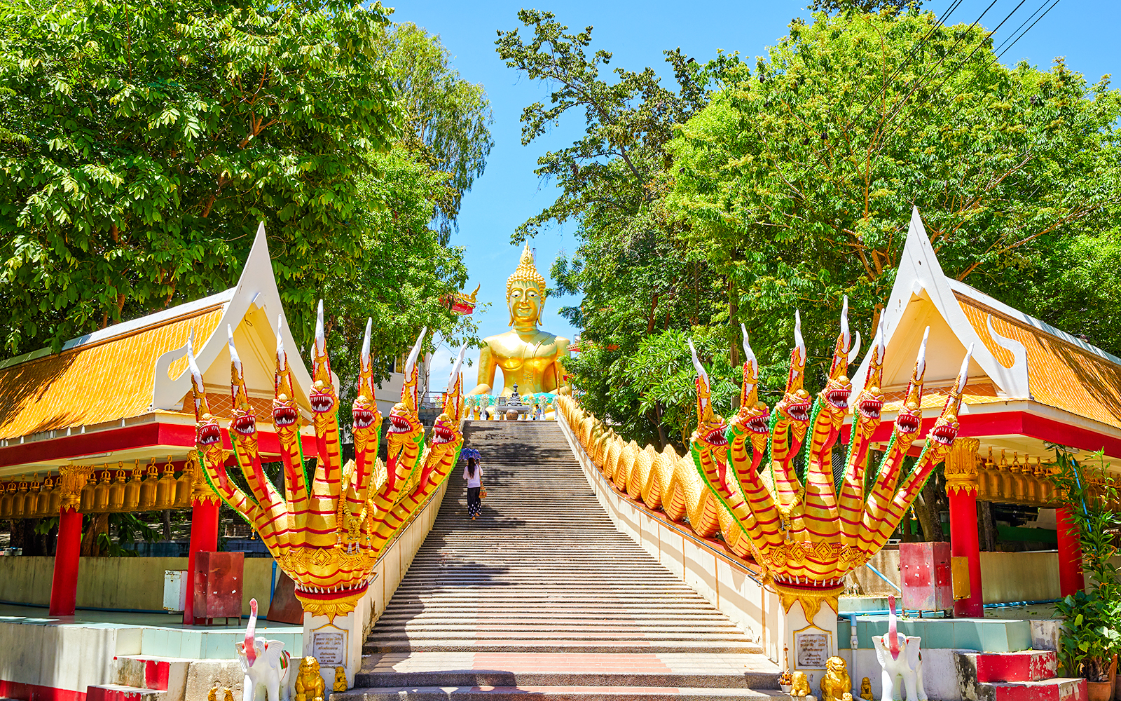 Wat Phra Yai