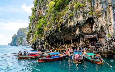 visite en bateau en petit groupe vers les îles phi phi avec plongée avec tuba au départ de koh phi phi, sans frais d'entrée au parc national-1