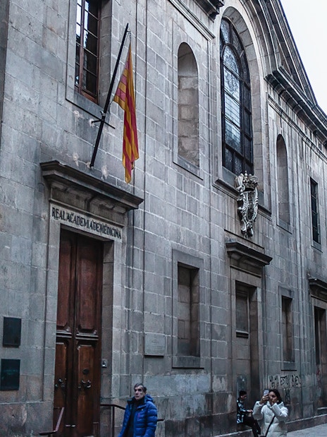 Facade of the Royal Academy of Medicine in Barcelona's Raval district.