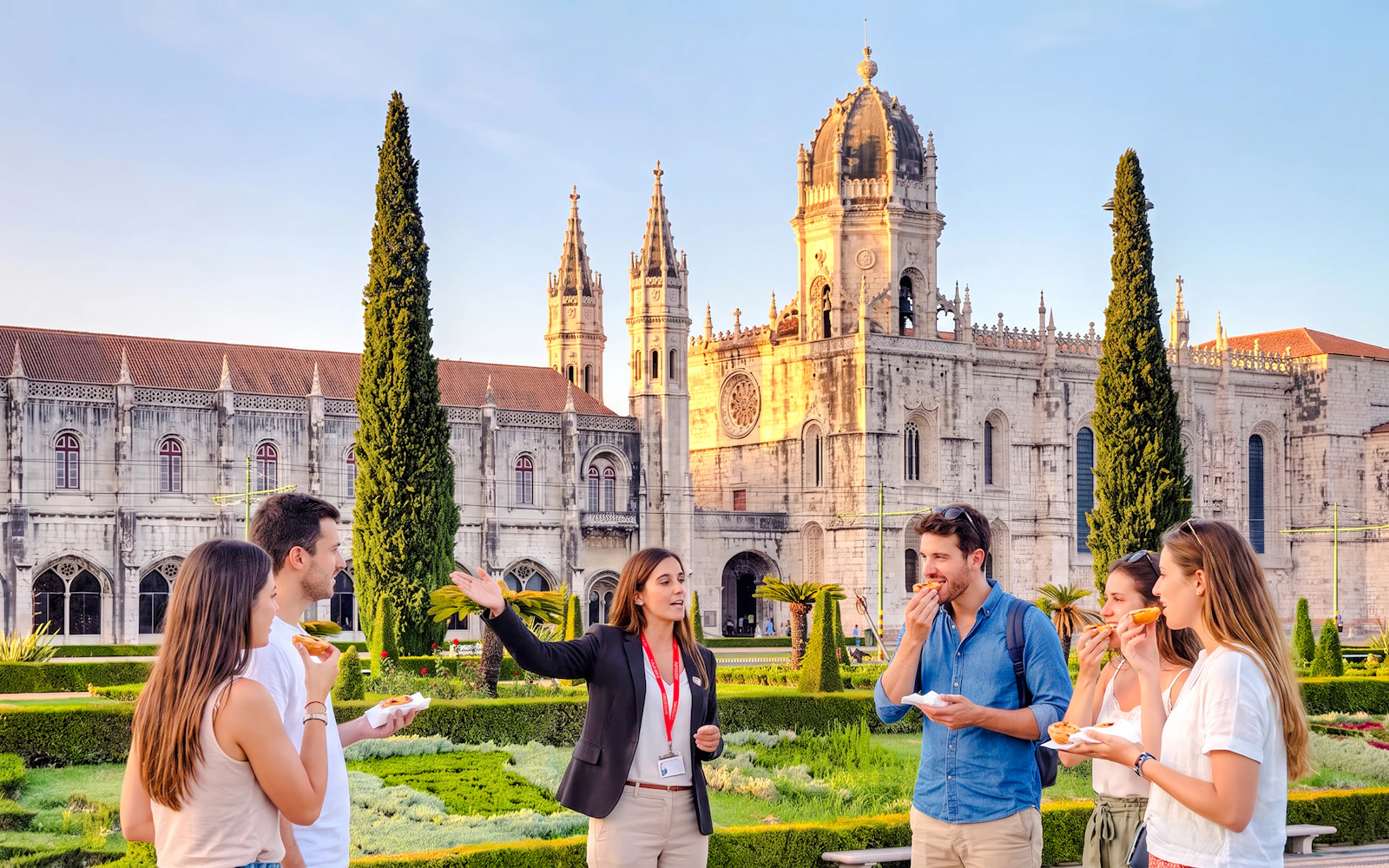 Belém Private Guided Tour with Hotel Transfers and Jerónimos Monastery Entry Image 6