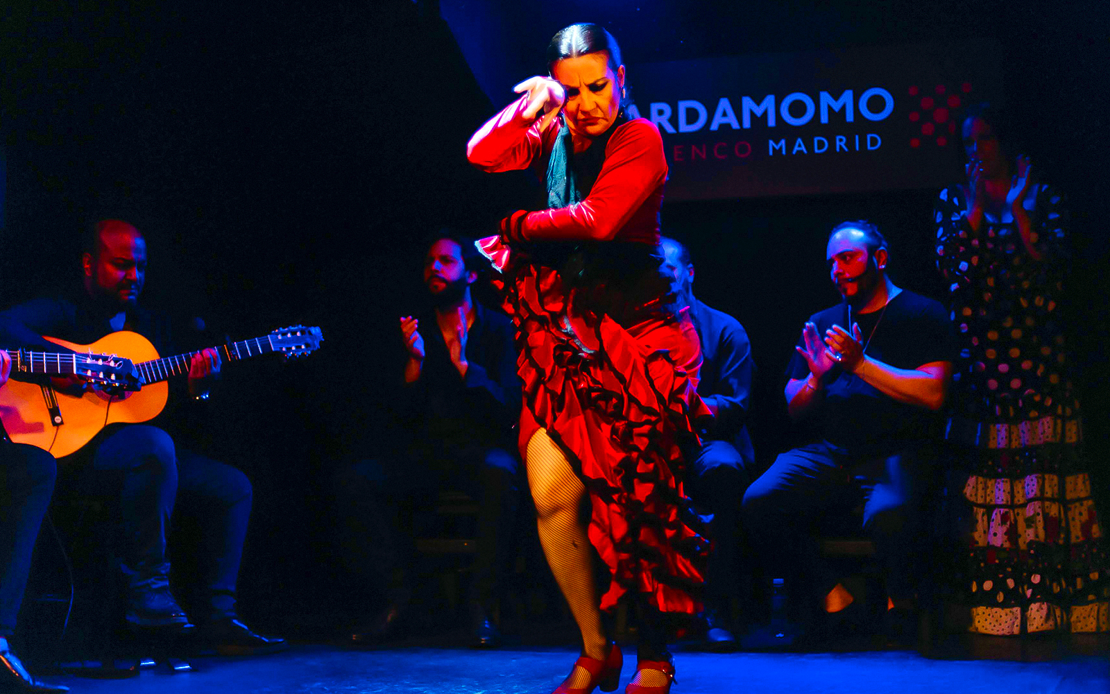 Flamenco performers in Cardamomo Tablao