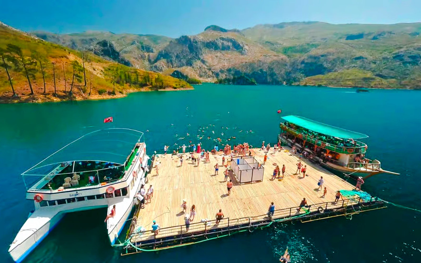 From Side: Green Canyon Boat Cruise with Lunch