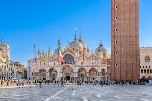 Venezia på en dag: Markusplassen, Dogepalasset, Murano og Burano med gondoltur
