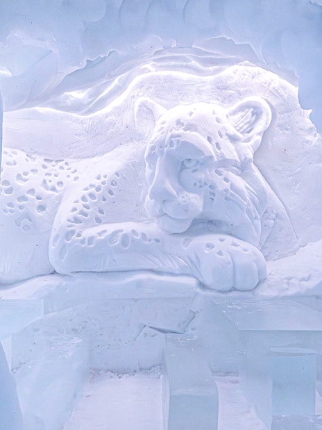 Snow leopard sculpture at Snowman World, Santa Claus Village.