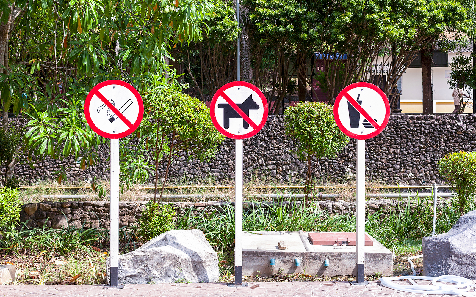 SplashMania Waterpark Tickets