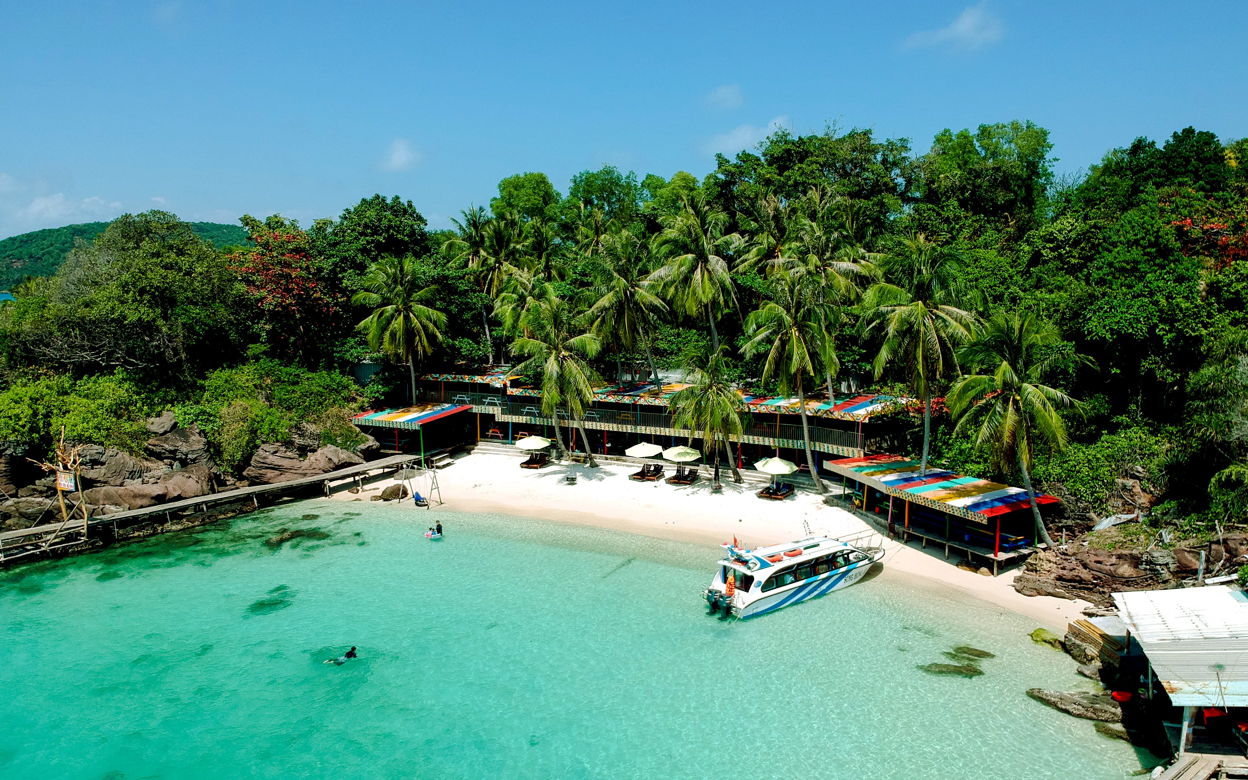May Rut Trong Island