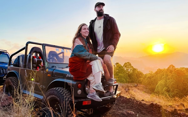 Mount Batur Sunrise Guided Jeep Tour with Black Lava Exploration, Breakfast & Hotel Transfers





































