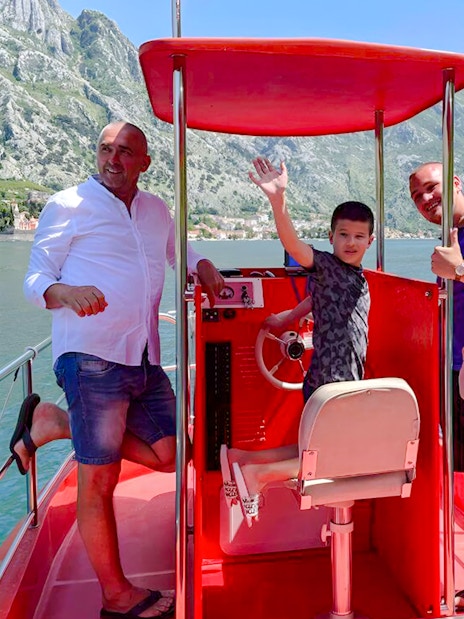Group enjoying semi-submarine tour in Boka Bay, Kotor.