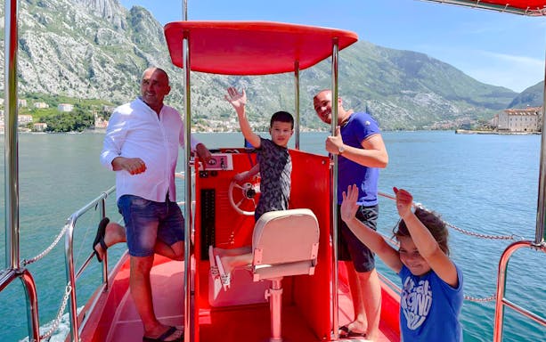 Group enjoying semi-submarine tour in Boka Bay, Kotor.