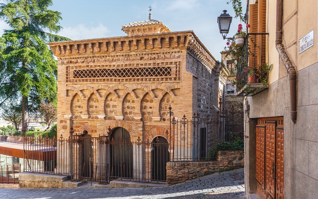 Mosque of Cristo de la Luz Chapel in Toledo, Spain, showcasing Moorish architecture.