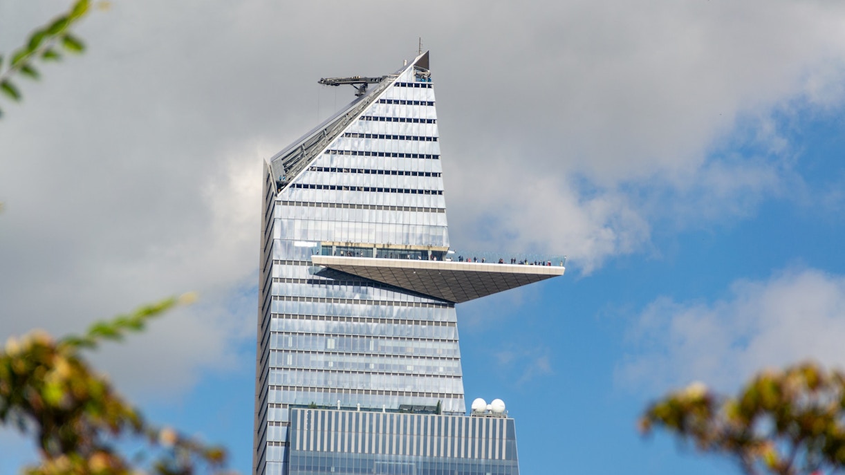 the edge nyc opening hours