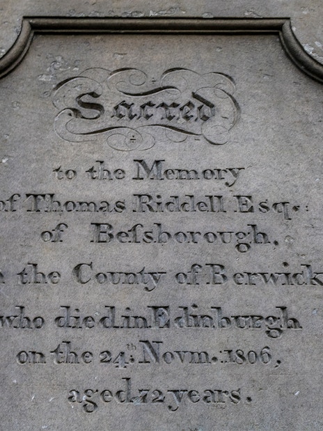 Gravestone of Thomas Riddell in Edinburgh, linked to Harry Potter tour.