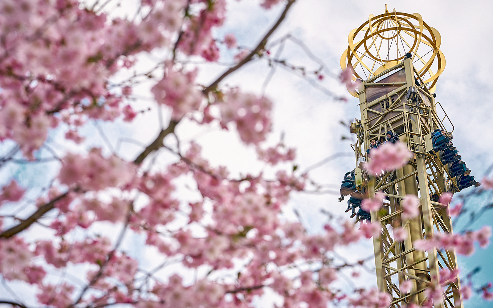 tivoli gardens copenhagen