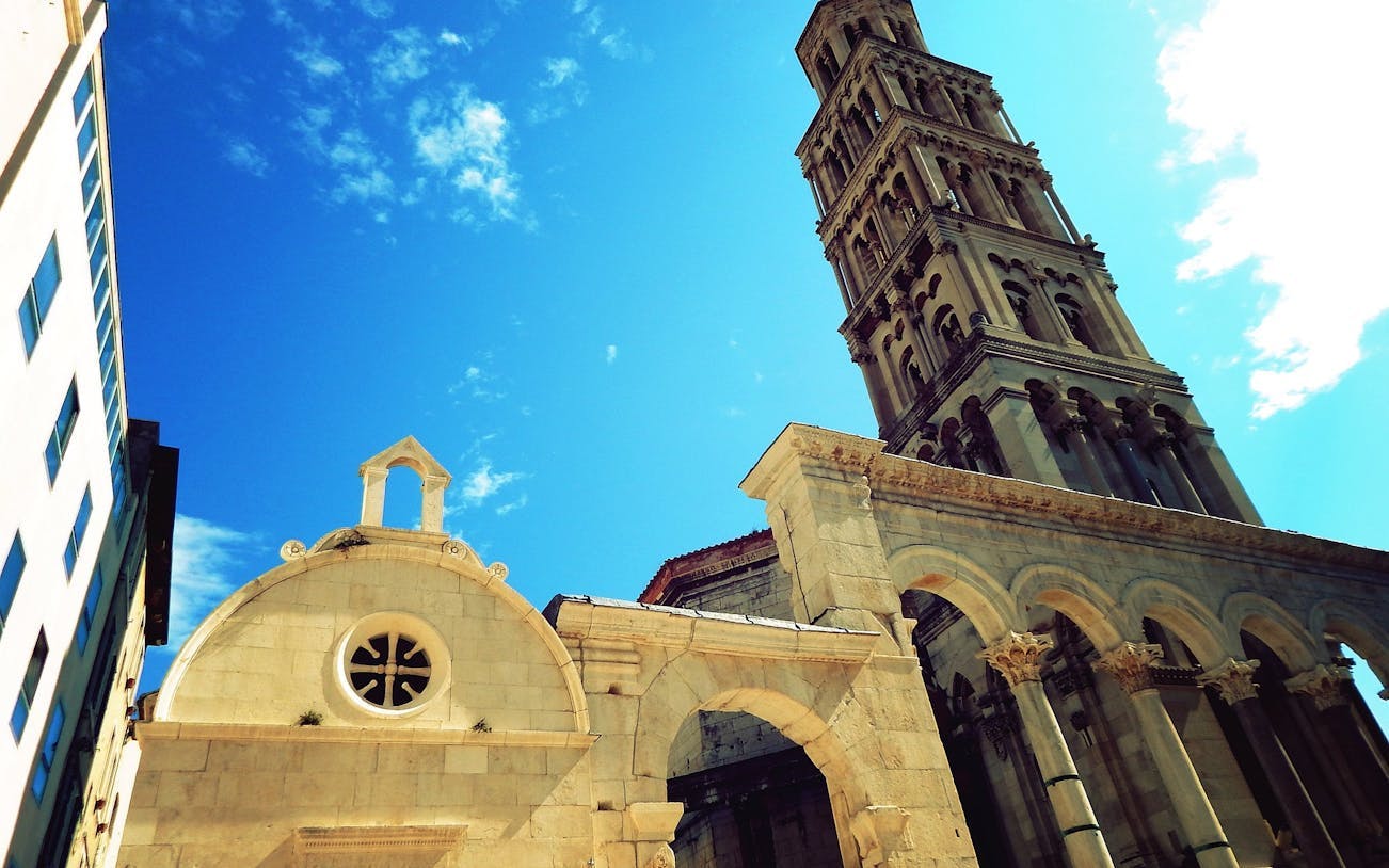visite guidée à pied de split et visite de la forteresse de klis avec vues panoramiques et transport climatisé-5