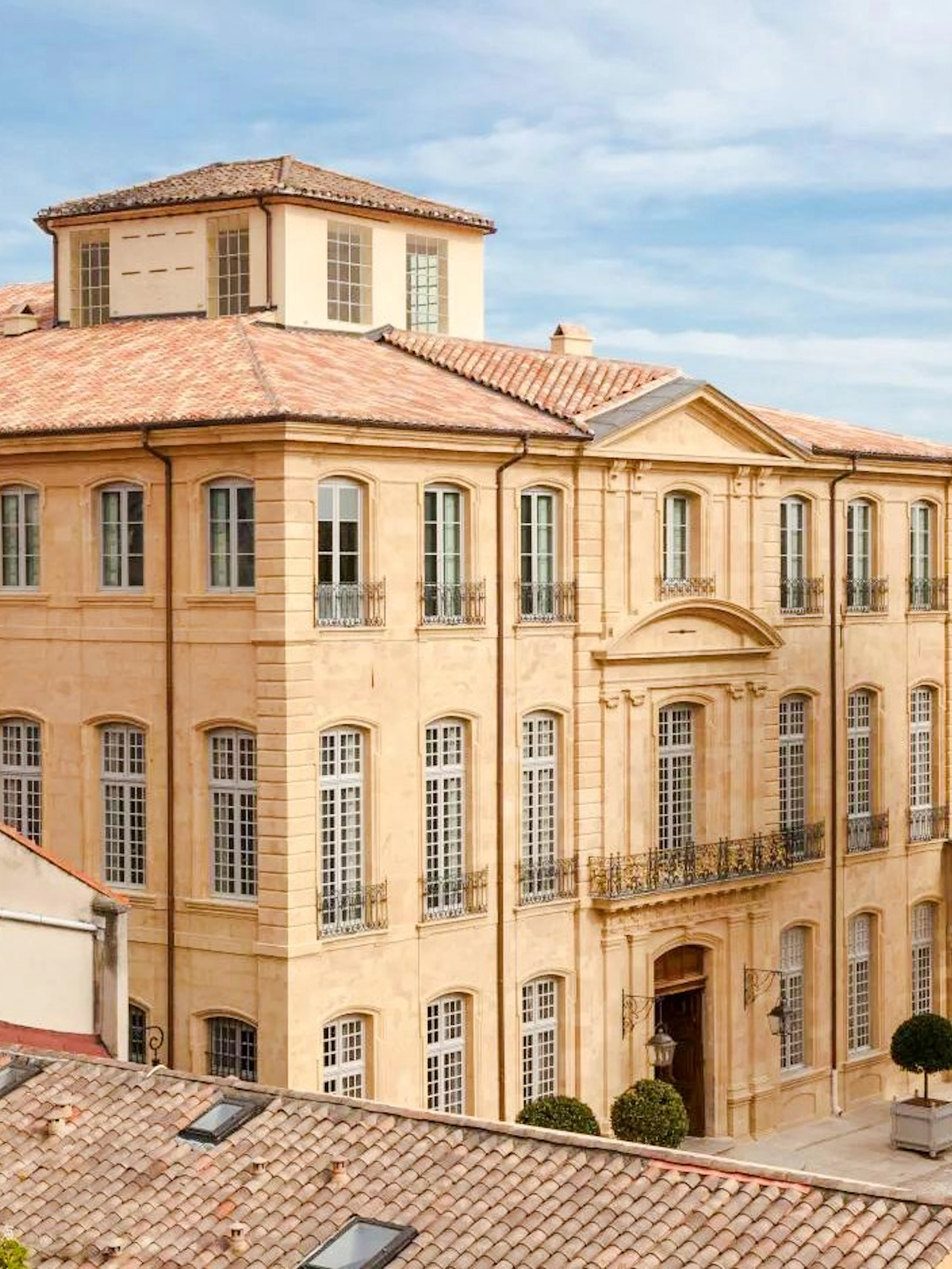 Caumont Centre d’Art building in Aix-en-Provence with classic architecture.