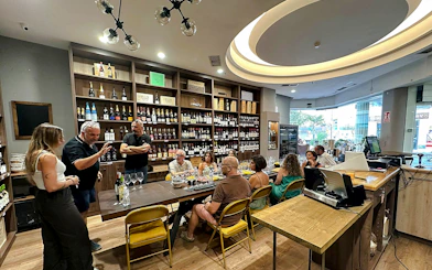 Málaga Wine Tasting with 5 Spanish Wines and Tapas Pairings