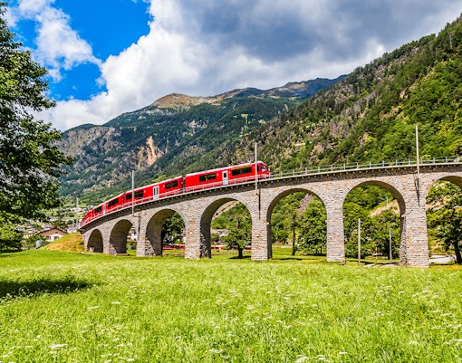 Train Bernina Express