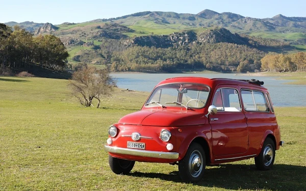 Godfather tour in a vintage car from Taormina and Giardini Naxos