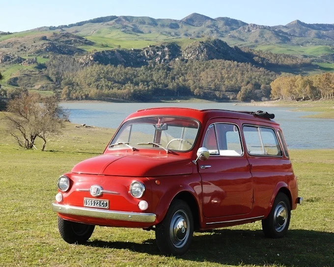 Godfather tour in a vintage car from Taormina and Giardini Naxos