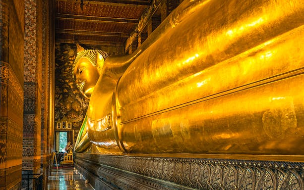 Reclining Buddha statue at Wat Pho, Bangkok.