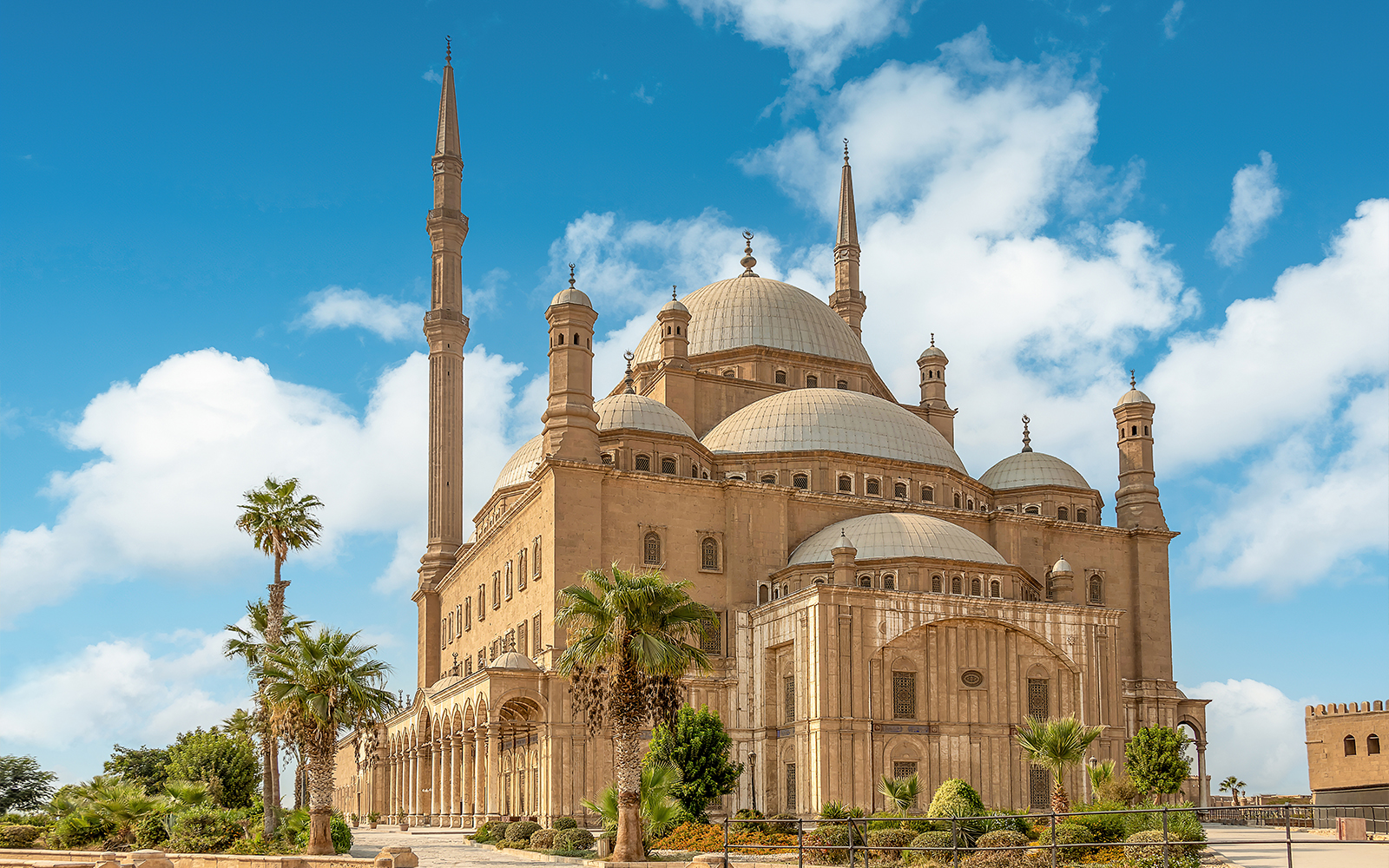 Explore the Mosque of Muhammed Ali Pasha on your Cairo Day Tour