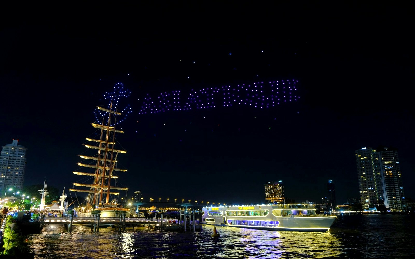 Viva Alangka Cruise, Bangkok - Chao Phraya River Cruise