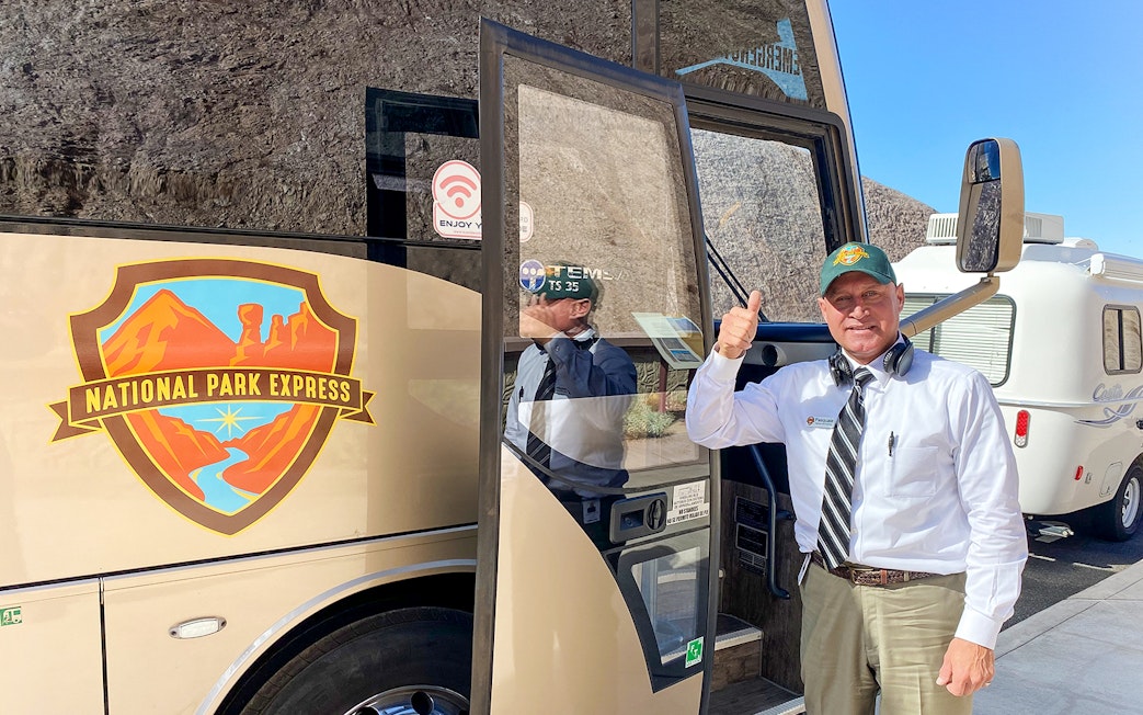 Tour guide by National Park Express bus for Antelope Canyon X and Horseshoe Bend tour.