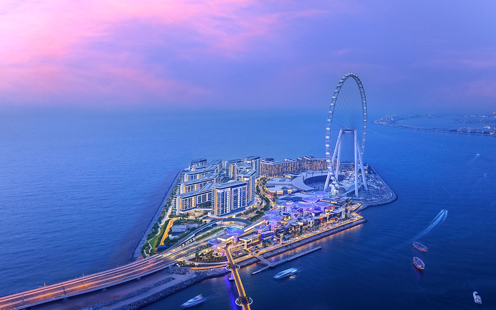 Ain Dubai Ferris wheel on Bluewaters Island at sunset, Dubai.
