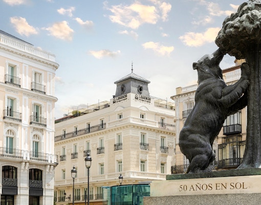Bear and Tree statue near Home of Football Museum, Madrid.