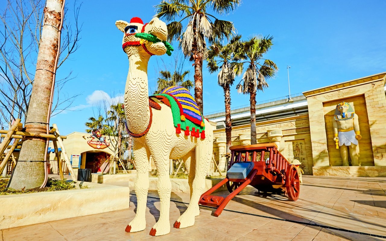 Lego camel sculpture in Lost Kingdom, Legoland Japan with Egyptian-themed backdrop.