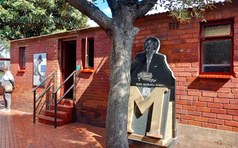 Nelson Mandela House Museum entrance in Soweto, Johannesburg tour.