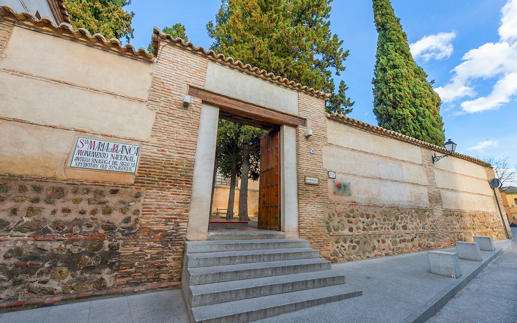 Sta. María la Blanca Synagogue entrance in Toledo, Spain, featured on a half-day guided tour from Madrid.