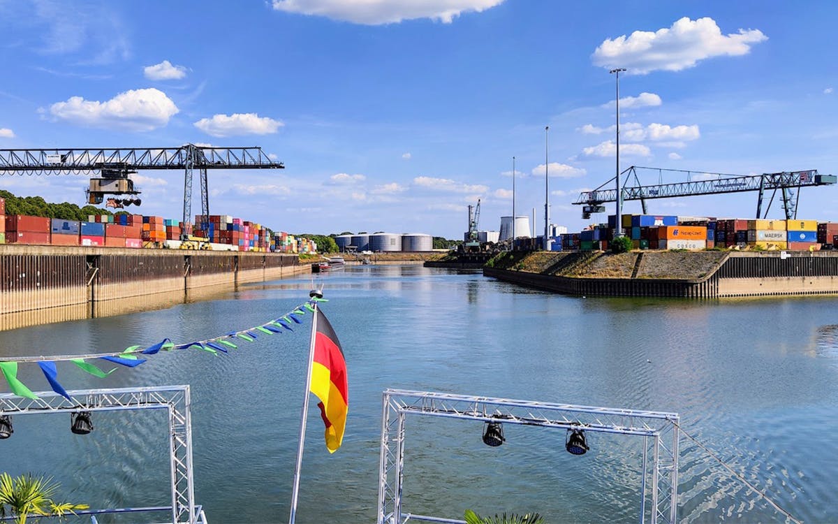 3-hour harbor cruise in cologne-7 3-hour harbor cruise in cologne-7
