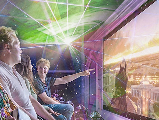 Visitors experiencing Vienna's history through virtual reality with immersive visuals.