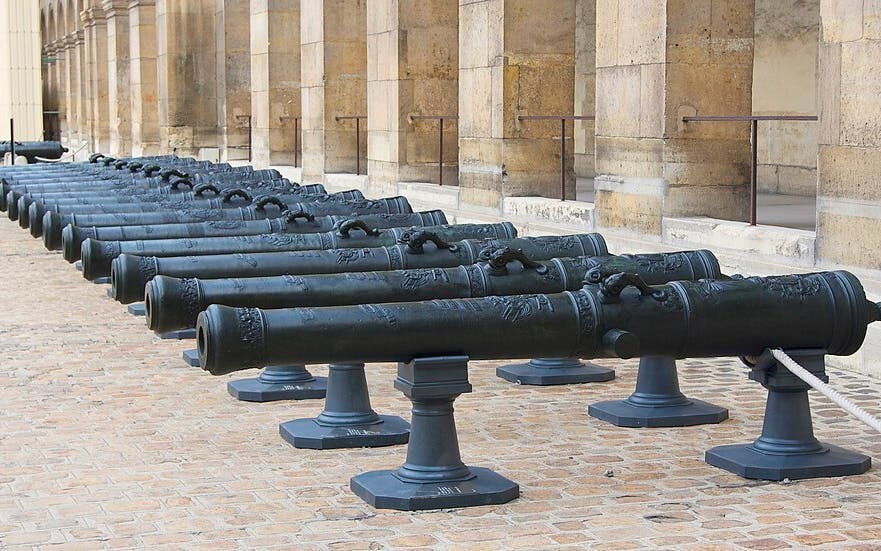 visita guiada a les invalides y la tumba de napoleón con entrada sin filas y acceso al musée de l'armée-1