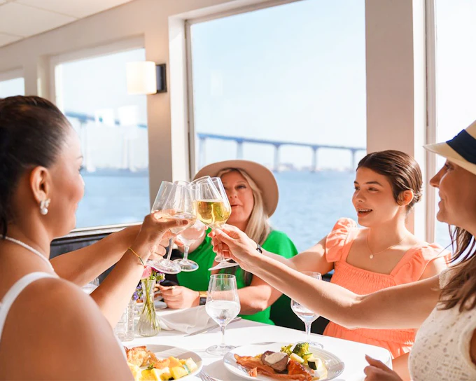 San Diego Premier Brunch Cruise with Bottomless Mimosas & Buffet (Product 55462)