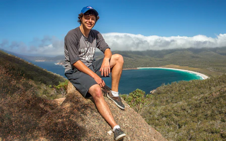 From Launceston: Guided Walking Tour of Wineglass Bay