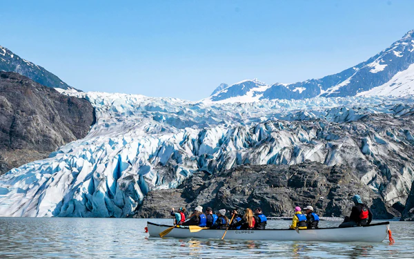 Mendenhall Glacier Canoe Paddle & Guided Hike