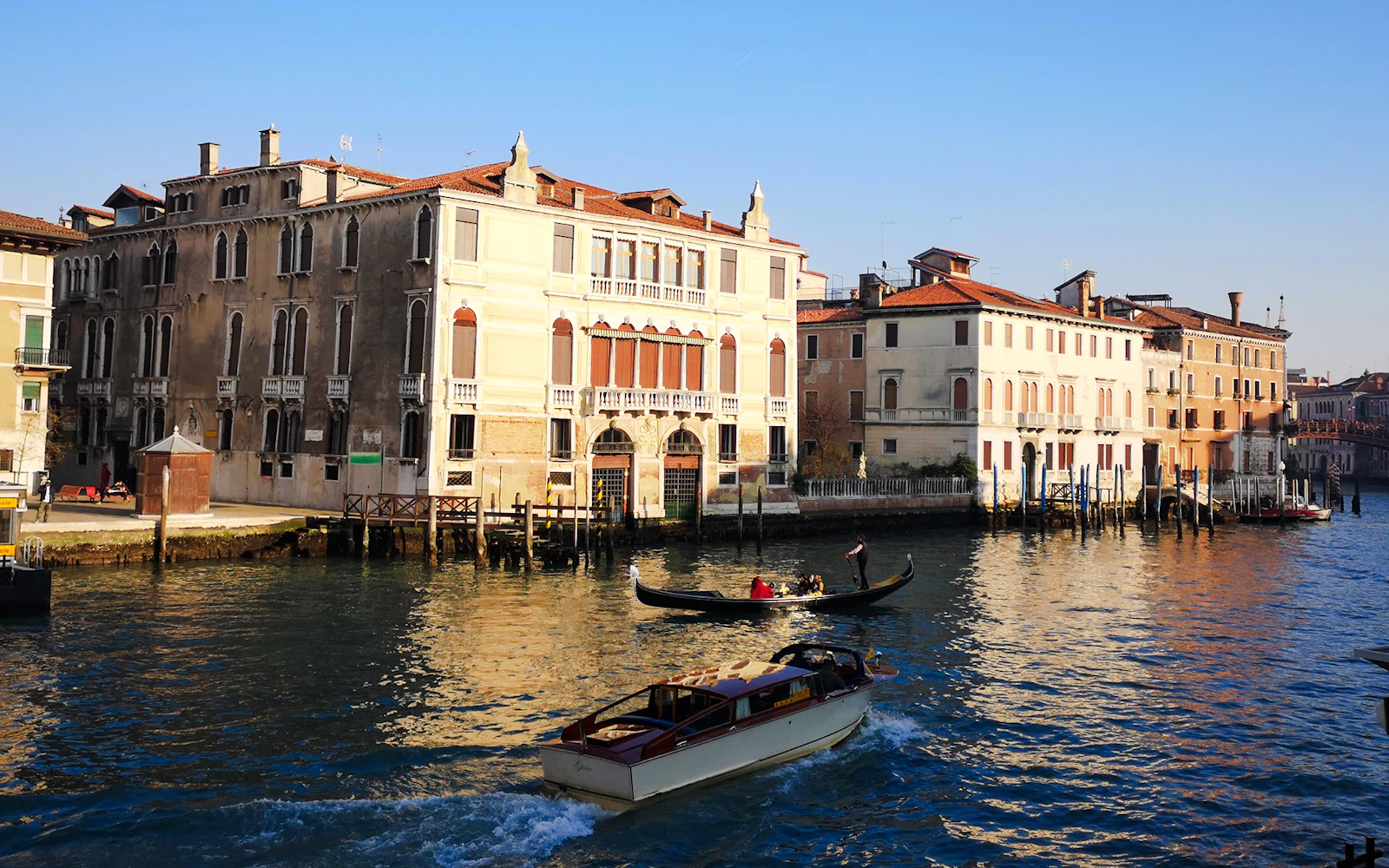 Venice Morning Walking Tour of San Marco and Castello with Gondola Ride Image 2