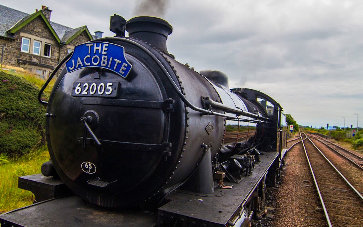 day tour of scottish highlands & jacobite steam train from edinburgh-3 day tour of scottish highlands & jacobite steam train from edinburgh-3