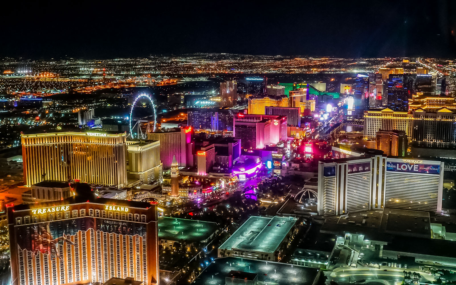 Las Vegas Strip Highlights Helicopter Tour with Narration