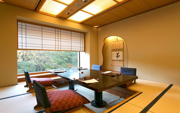Traditional tatami dining room at Tokyo Nadaman Kioi branch for Kaiseki cuisine "AOI".