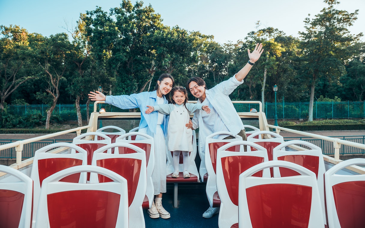 Family enjoying the BigBus Lantau Island Hop-On Hop-Off tour.